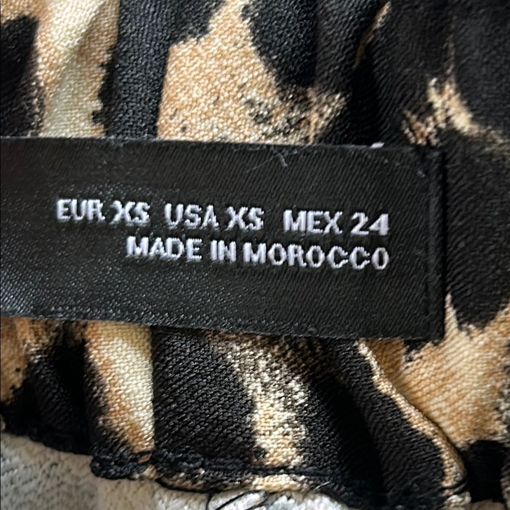 Zara Leopard Print High Waist Shorts - Picture 6 of 10